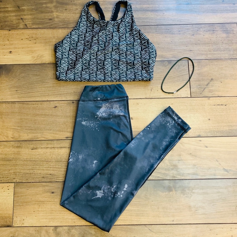 3/$25 Lija tights dark gray, light gray prints XS